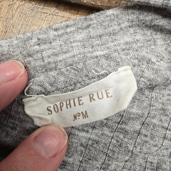 Women's Sophie Rue Gray V-Neck Knit Top w/ Cinch Tie Back - Size Medium - Picture 9 of 10